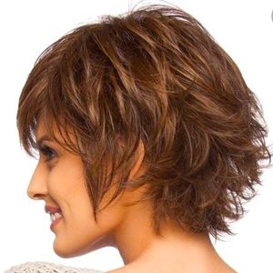 Hair2Wear by Christie Brinkley Heat-Friendly wig.